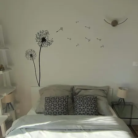 Holiday home Un Brin De Paille